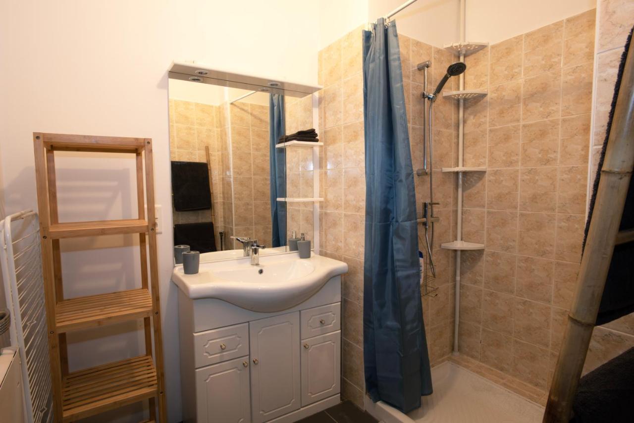 Confortable T2 Avec Parking Prive Au Centre De Brive Екстериор снимка