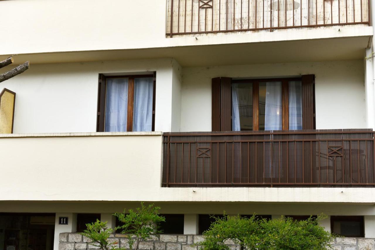 Confortable T2 Avec Parking Prive Au Centre De Brive Екстериор снимка